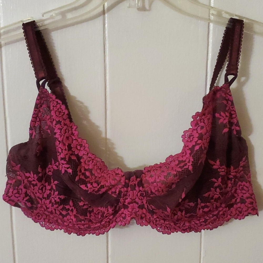 Wacoal Embrace Lace Unlined Underwire Bra in Burgundy/Pink, Size 38D